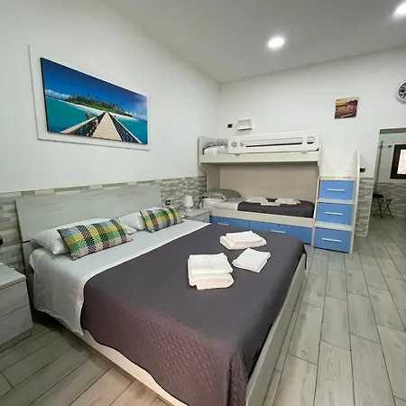 Casa Vacanze Luisa Naples Exterior photo